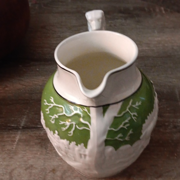 Vintage Wedgewood Hunting Scene Pitcher - Picture 4 of 9